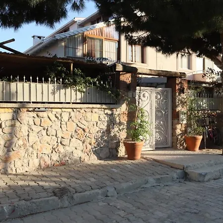 Ξενοδοχείο Lulu Butik *