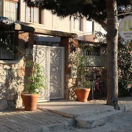 Ξενοδοχείο Lulu Butik *
